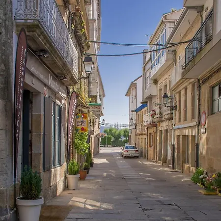 Casa Del Ancla * Muros