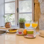 Casa Del Ancla * Muros